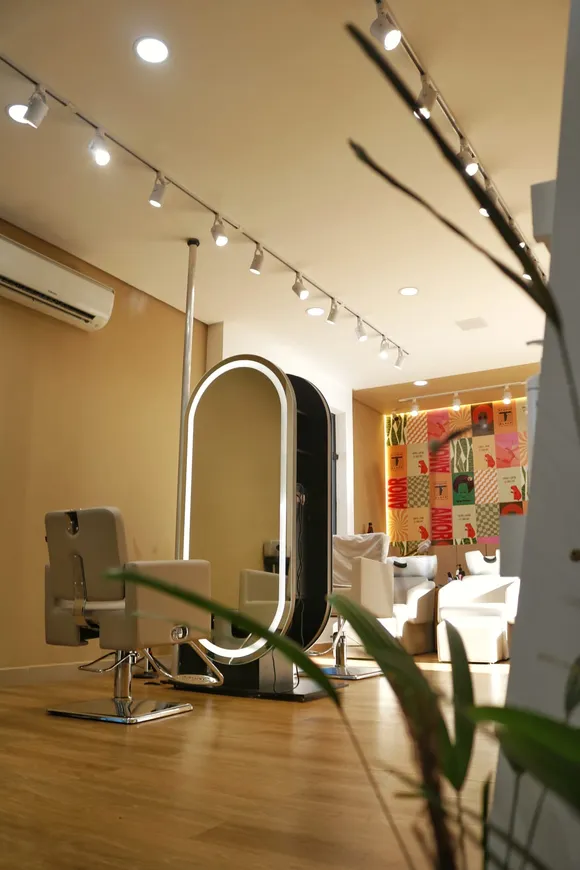 Ambiente de atendimento do Studio T Black em São José dos Campos